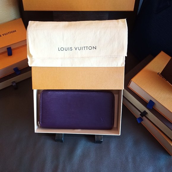 EUC LV Bicolor Cassis/Fuchsia Epi Zippy Long Wallet Full Inclusion! - Picture 15 of 16